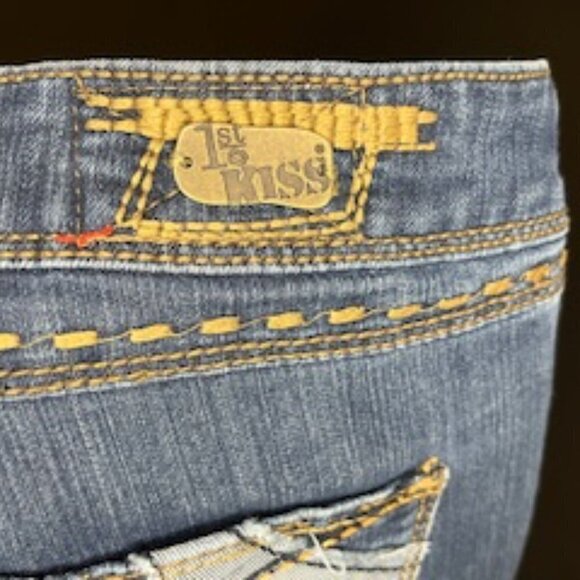 Women's 1st Kiss Skinny Jeans, Size 5. - Picture 7 of 10